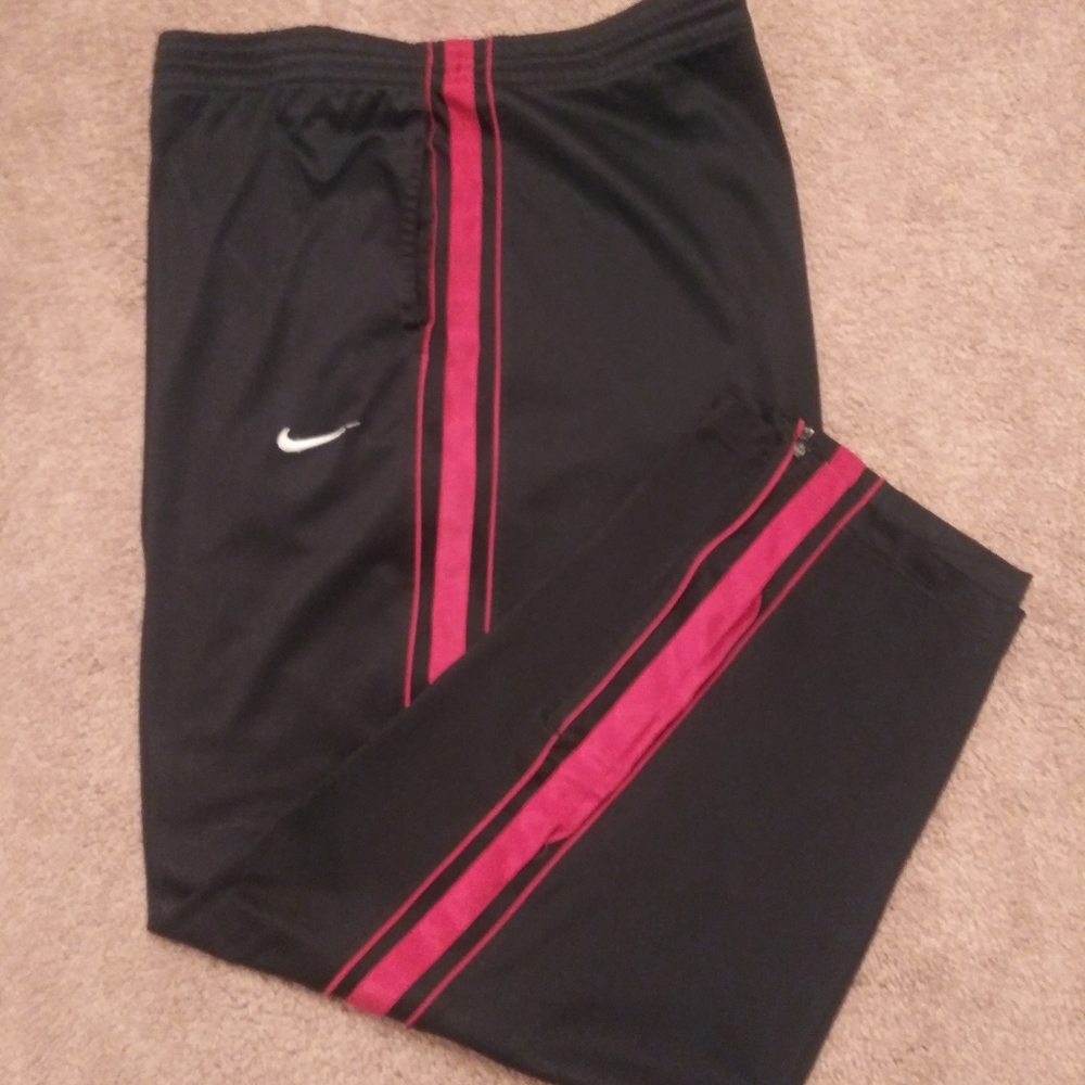 NIKE BASKETBALL WARM-UP PANTS